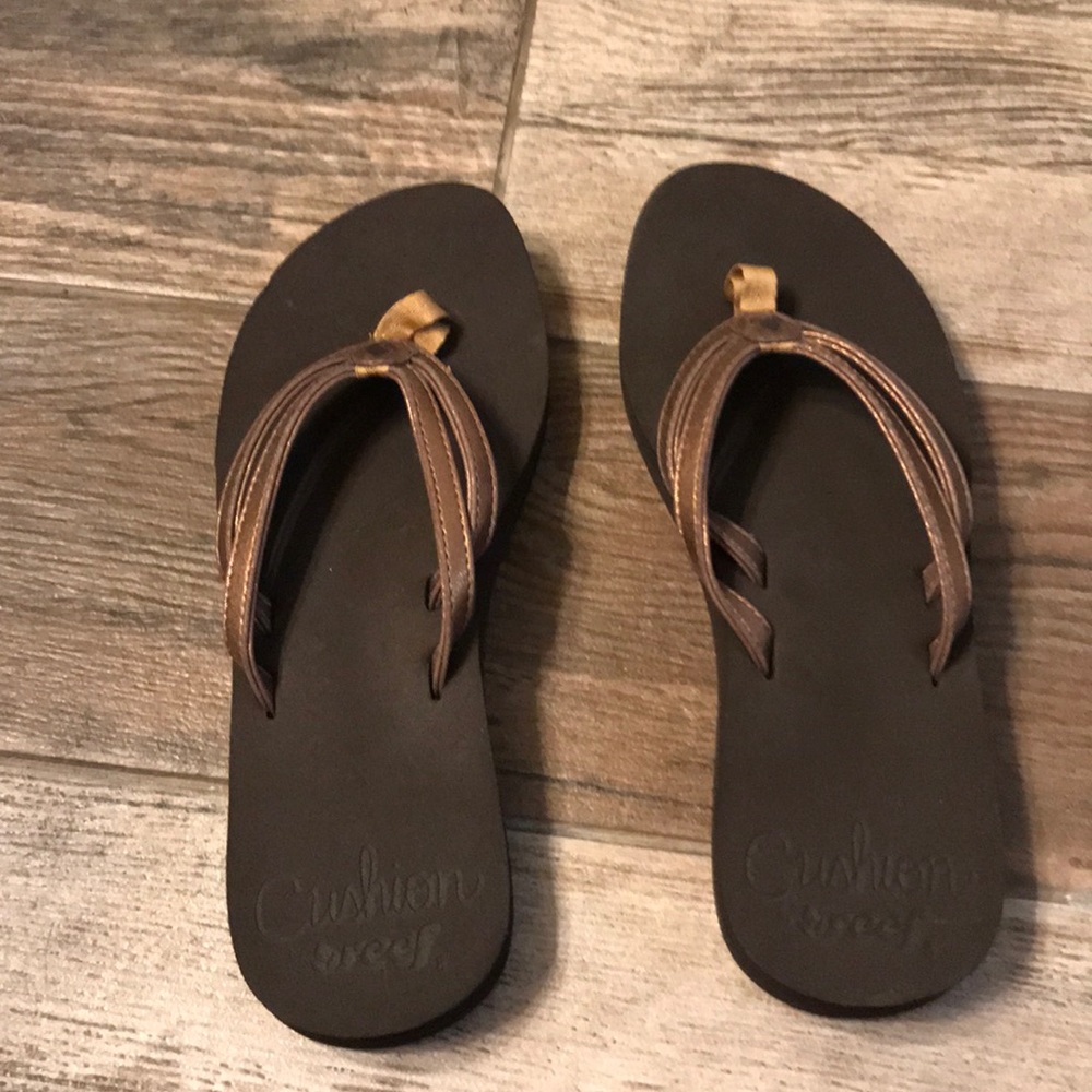 Brown reef sandals